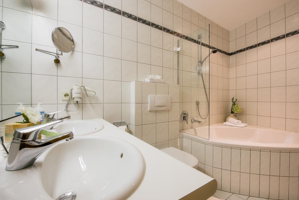 Bischoferhaus Lejlighed Serfaus Værelse billede